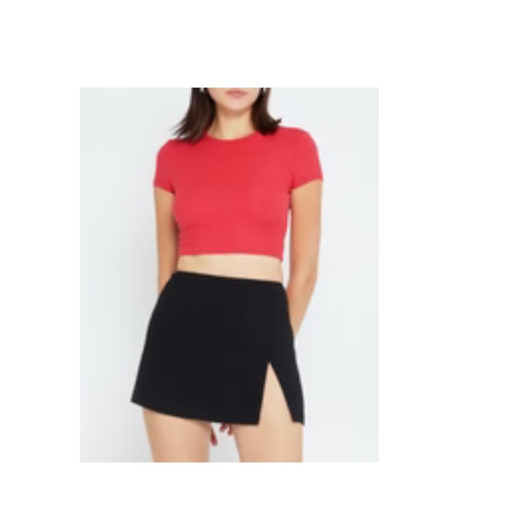 Sunny days cropped t shirt red caara few Moda